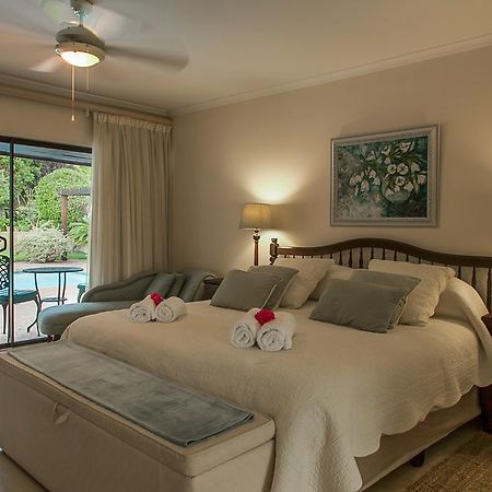 Majorca House Bed and Breakfast Somerset West Værelse billede