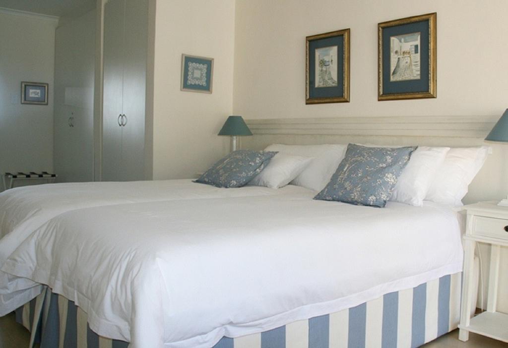 Majorca House Bed and Breakfast Somerset West Værelse billede